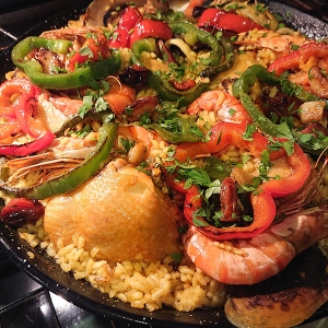 The French Grocer - Oohlala! de Chef Julien - Paella - 1