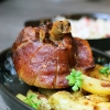 The French Grocer - Oohlala! de Chef Julien - Pork Knuckle Confit - 2