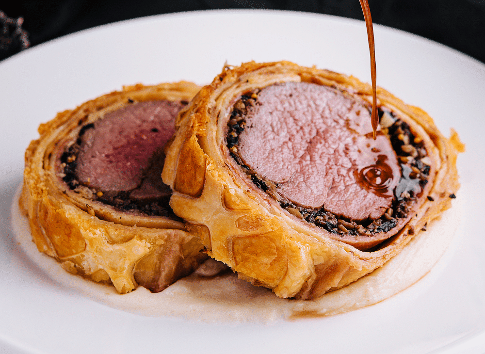 Beef Wellington With Mushroom Spinach & black Pepper sauce ~1.2 kg for 5-6 persons Ooh la la ! Chef Julien - Frozen - Image 2