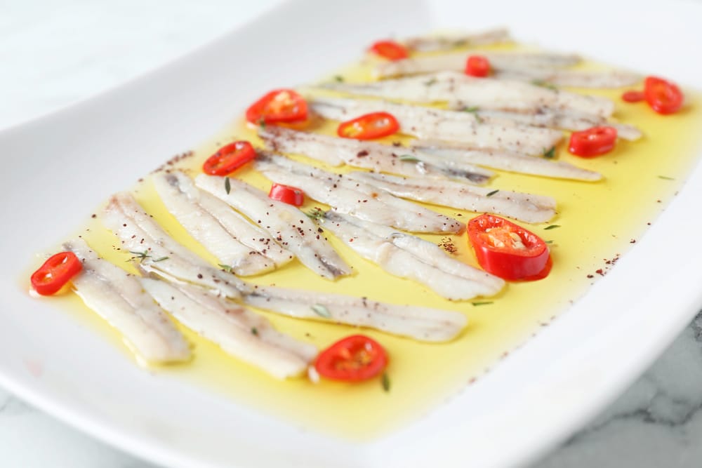 Italy Mariner filetti di Alici white Anchovy fillet in oil 1kg Tray