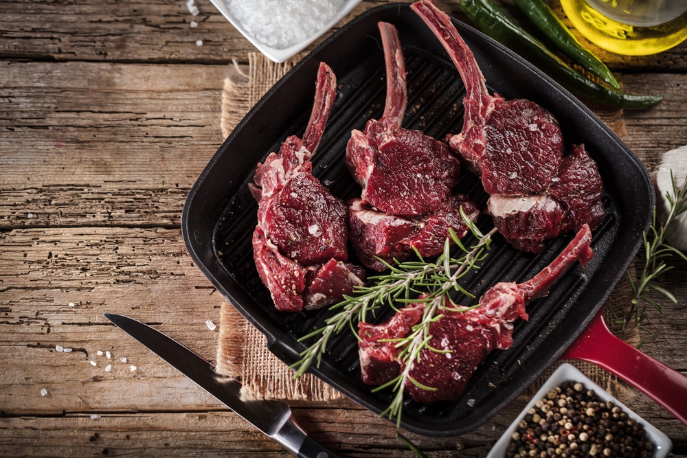 Australia Warilba grass-fed Organic Lamb Rack Frenched Cap on ~800g - Chilled - Image 3